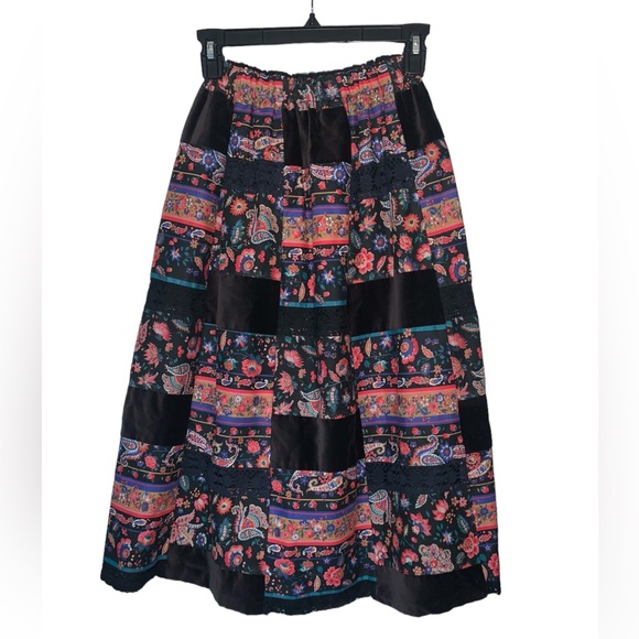 Vintage 1970’s Mr. Hank Cottage Floral Patchwork Eyelet Velour Midi‎ Skirt XS/S - Picture 1 of 7
